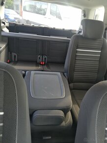 VW Touran 1,6 TDi ,Navi,ťažné,7 sedadiel,možný leasing, úver - 14