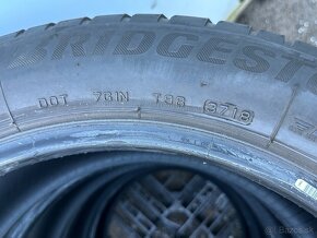 PREDÁM 4 kusy zimné pneumatiky BRIDGESTONE 225/50 R18 95H - 14