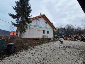 Predáme zaujímavý vidiecky dom s bonusom plným pokladov - 14