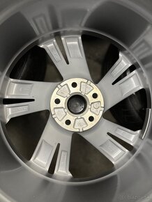 Letná sada VW Tiguan RLine 5x112 R19 , 255/45/19 VW Valencia - 14