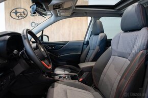 Subaru Forester 2.0i MHEV Sport Edition Lineartronic - 14