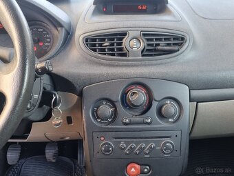 Renault Clio 1.2i - 14