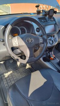 Toyota RAV4 4x4,2,2 100kw 2007 - 14