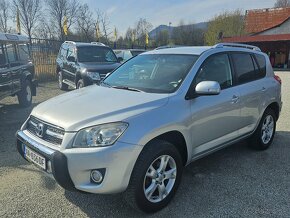 Toyota RAV4 2.2l D-4D 150 Lux Top stav Kúpené v SR - 14