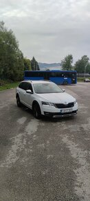 Škoda Octavia Scout 2.0 TDI DSG WEBASTO 4x4 - 14