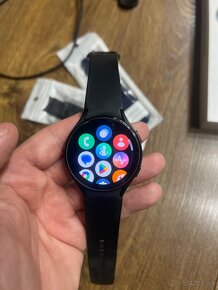 Samsung galaxy Watch 5.   44mm - 14