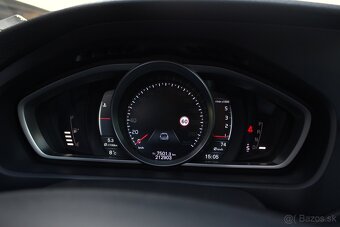 Volvo V40 D2 Powershift AT6 - 14