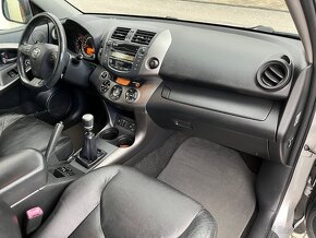 Toyota RAV 4 2.2D-4D 4x4 110kw naj.13ooookm - 14