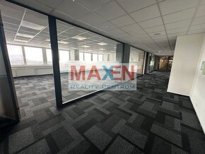 Prenájom: MAXEN, Administratívny priestor 660 m2 , 3. poscho - 14