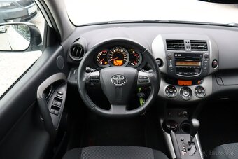 Toyota RAV4 - 14