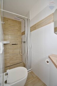 Na predaj apartmánový dom s pozemkom o výmere 512 m2, Veľký  - 14