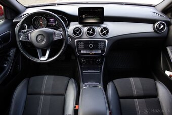 Mercedes-Benz GLA 180 d Entry A/T - 14