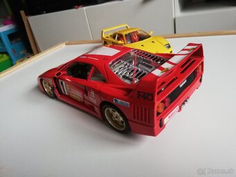 1:18 FERRARI F40  +F40 1:24 - 14