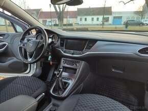 Opel Astra ST 1.6 CDTI 110k Enjoy 2019 114tis.km SK - 14