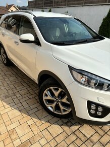 KIA Sorento - 14