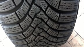 ZIMNÉ 225/40 R18 92V XL 2 ks LAUFEN a 2 ks NEXEN cca 8 mm - 14