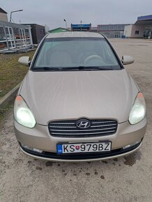 Hyundai Accent - 14