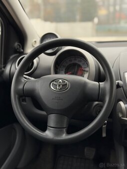 Toyota Aygo 1.0 AT5 - 14