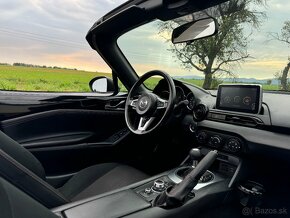 Mazda MX-5 Cabrio 1.5i 96Kw r.v 2016 - 14