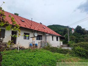 Dom v podhorí Nízkych Tatier vhodný na bývanie aj ako chal - 14