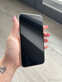 iPhone 11 64gb - 14