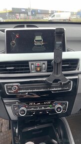 BMW X1 2.0dxdrive 140 kW A8 - 14