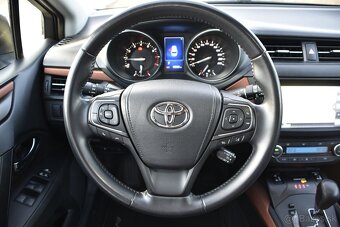 Predám Toyotu AVENSIS r.v. 2016 - 14