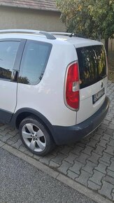 Škoda roomster scout 1.6Tdi - 14