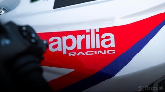 APRILIA TUONO V4 FACTORY - 14