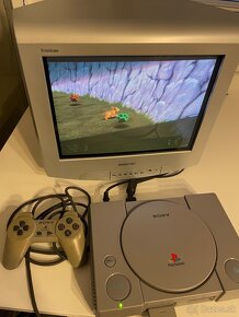 Playstation 1 + Sony TV - Retro Set - 14