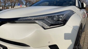 Toyota C-HR 1,8 Hybrid. EXECUTiVE - Automat - 14