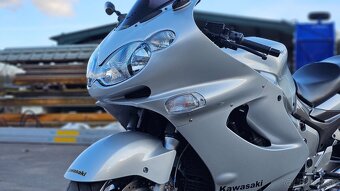 Kawasaki ZZR 1200 r.v. 2002 - 14