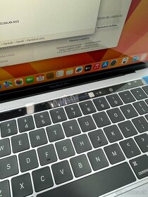  MacBook Pro (13-inch, 2019) - 1 cyklus | i7 | 16GB/500GB  - 14