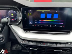 Škoda Octavia 2.0 TDI DSG, F1 radenie, Virtual Cockpit, SR - 14