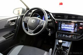 Toyota Auris 1.6 l Valvematic Final Edition - 14