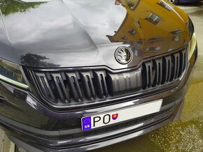 Skoda čierny znak čierne loga emblemy - 14