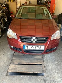 Volkswagen Polo 1,2 47kw r.2005.145000km. - 14