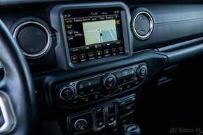 Jeep Wrangler SAHARA 2.0 Automat - 14