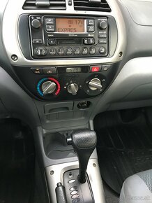 TOYOTA RAV4 2.0i 4x4 AUTOMAT - 14