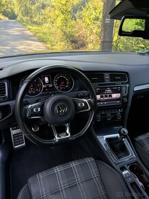 Volkswagen Golf GTD 2.0 TDi - 14