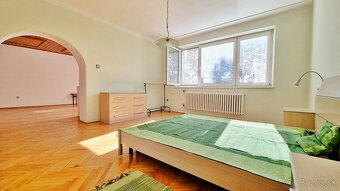 5-izbový rodinný dom s garážou, pozemok 818 m², Seňa - 14