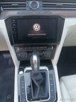 Volkswagen Passat Variant 2.0 TDI 190k Highline WEBASTO 4X4 - 14