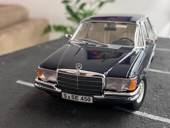 1:18 Mercedes-Benz 450 SEL 6.9 (W116) Blue - Revell - 14