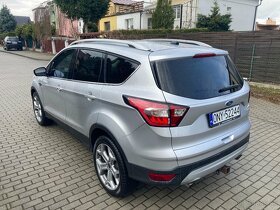 Kuga 2.0 benzin TITANIUM 2017 - 14