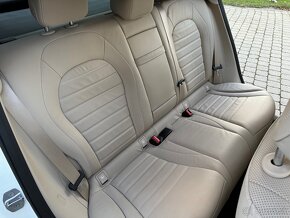 Predám Mercedes-Benz GLC SUV 220d 4MATIC A/T - 14