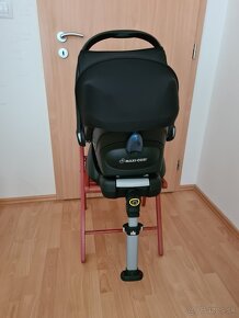 Autosedačka Maxi Cosi Cabriofix + ISOfix základňa - 14