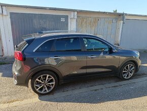 Kia Niro 1,6 hybrid - 14