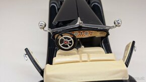 1:18 - 1:20 MERCEDES-BENZ 500K ROADSTER 2 - 14