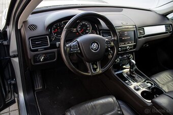 Volkswagen Touareg II 3.0 V6 TDI BMT 4MOTION 2018 - 14