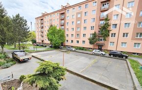 Exkluzívny 4 a 1/2 izbový byt s balkónom priamo v centre - 14